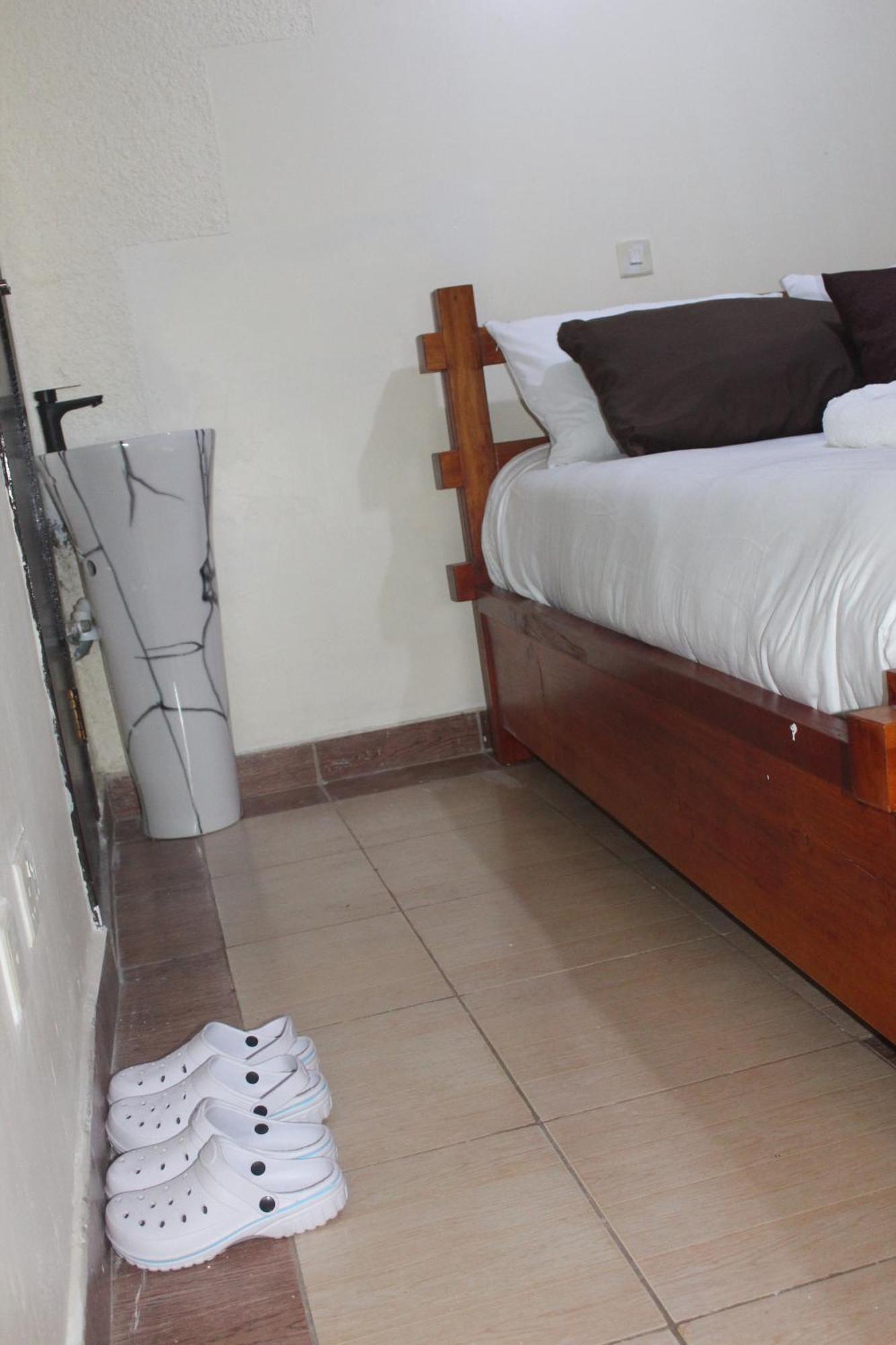 Eshborns House - Near Jomo Kenyatta International Airport And Sgr With Shuttle Services Syokimau Exterior photo