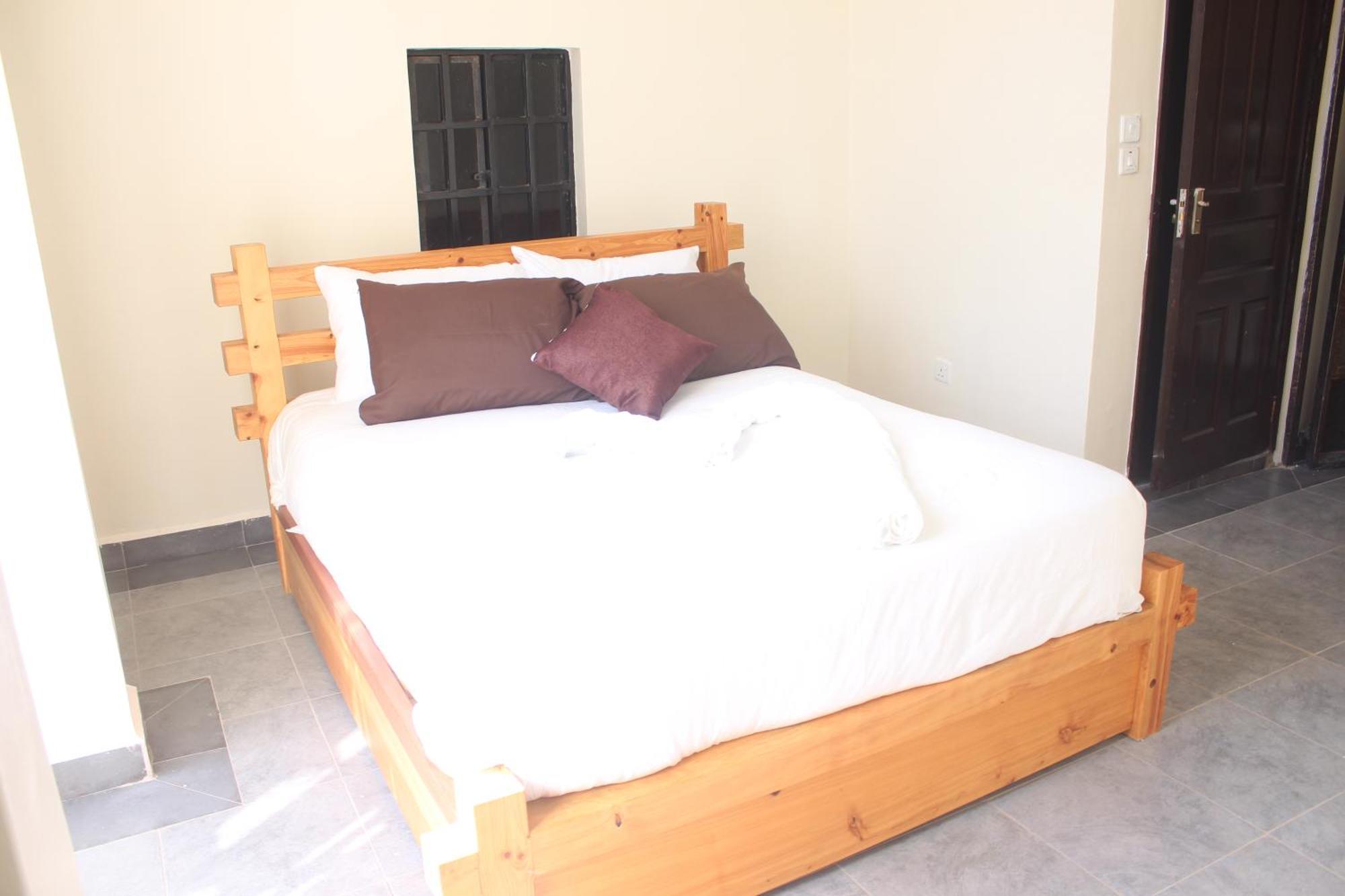 Eshborns House - Near Jomo Kenyatta International Airport And Sgr With Shuttle Services Syokimau Exterior photo