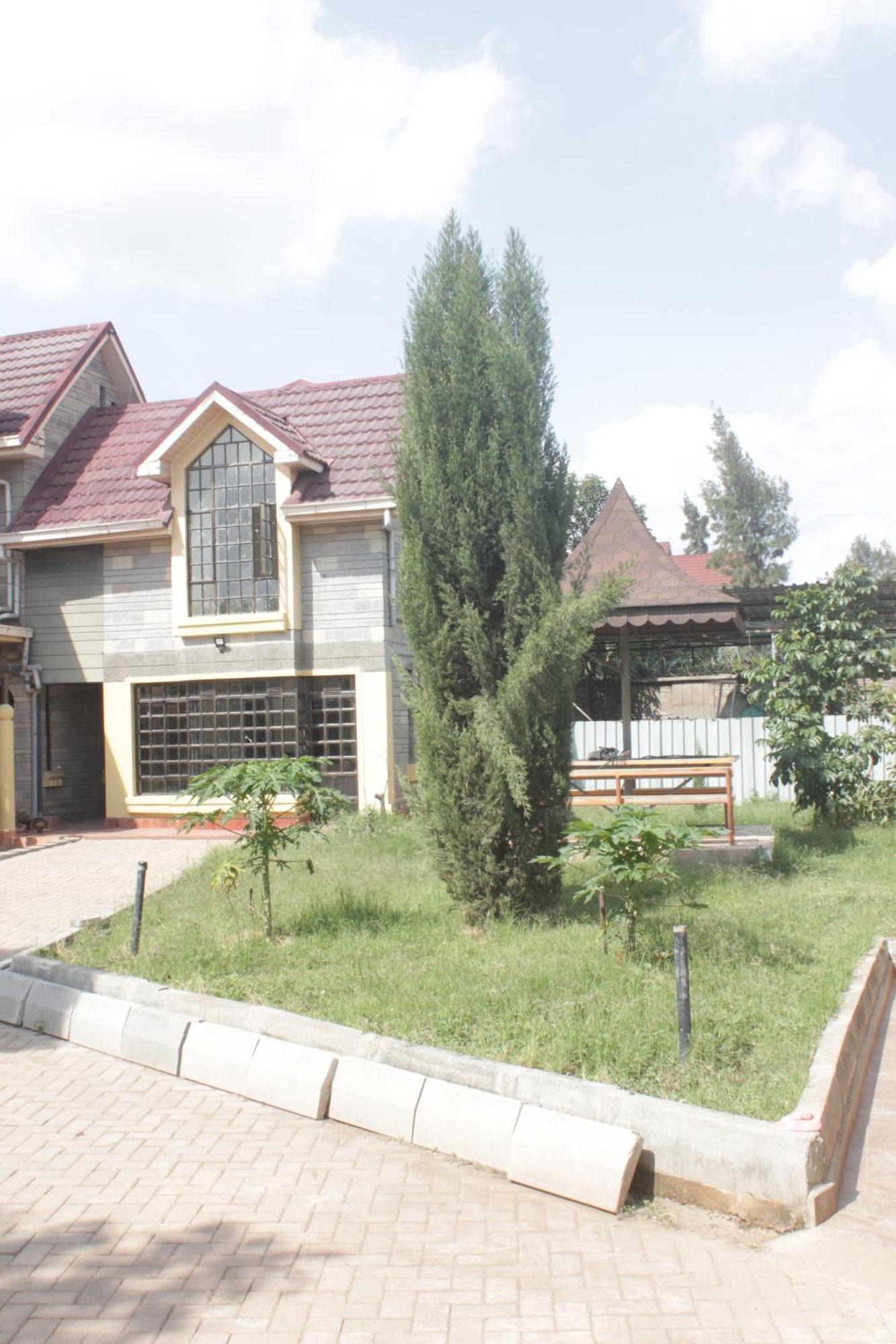 Eshborns House - Near Jkia Bed & Breakfast Syokimau Exterior photo